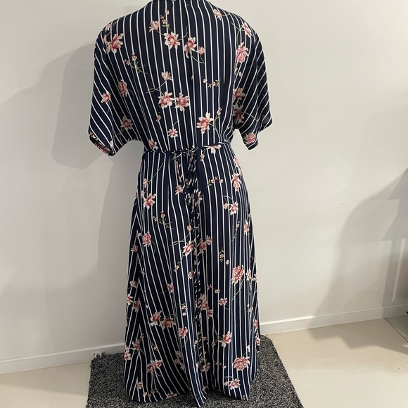 Ally Wrap Floral Maxi Stripe Dress - Picture 5 of 9